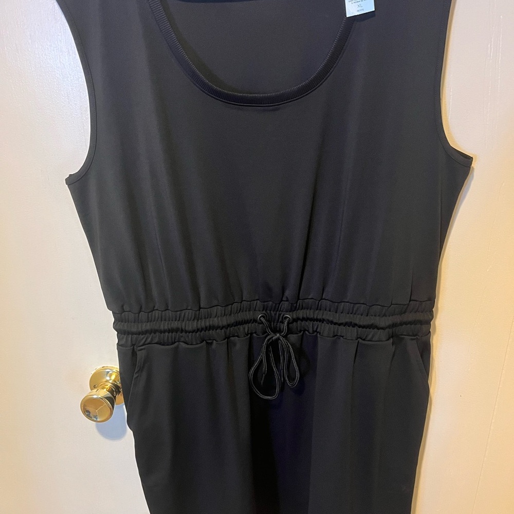Lou & Grey Classic Black Dress